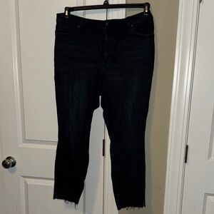 Elegant Black Cropped Jeans for Women